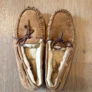 Ugg Dakota Slipper
